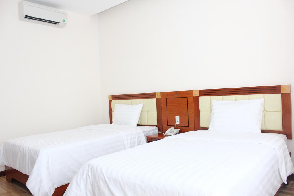 Hoang Ngoc Hotel Pleiku Rum bild