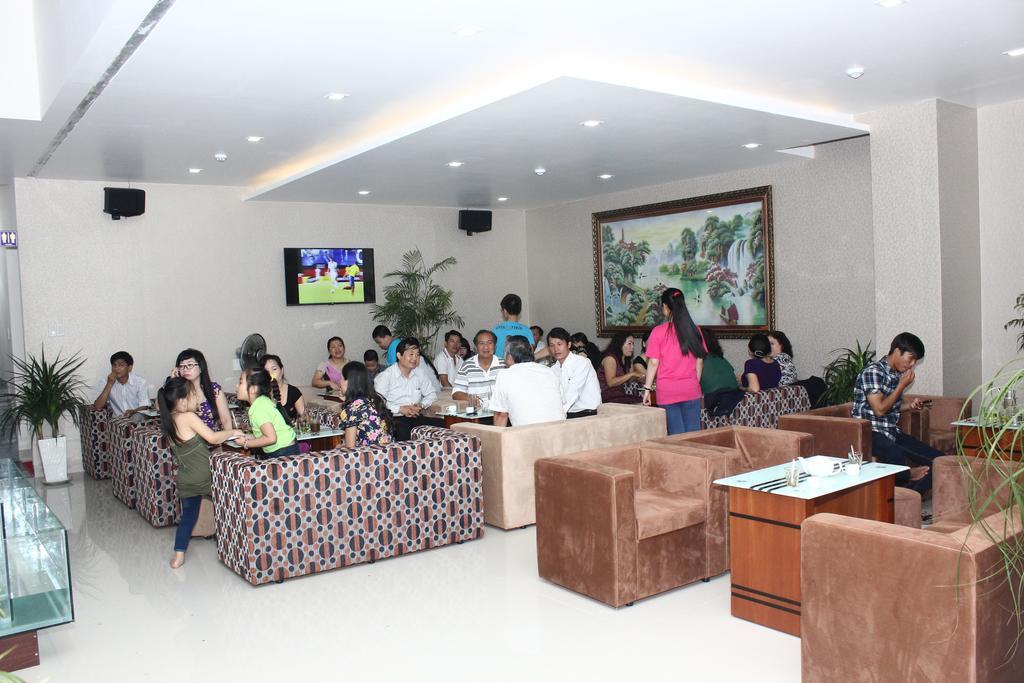 Hoang Ngoc Hotel Pleiku Exteriör bild