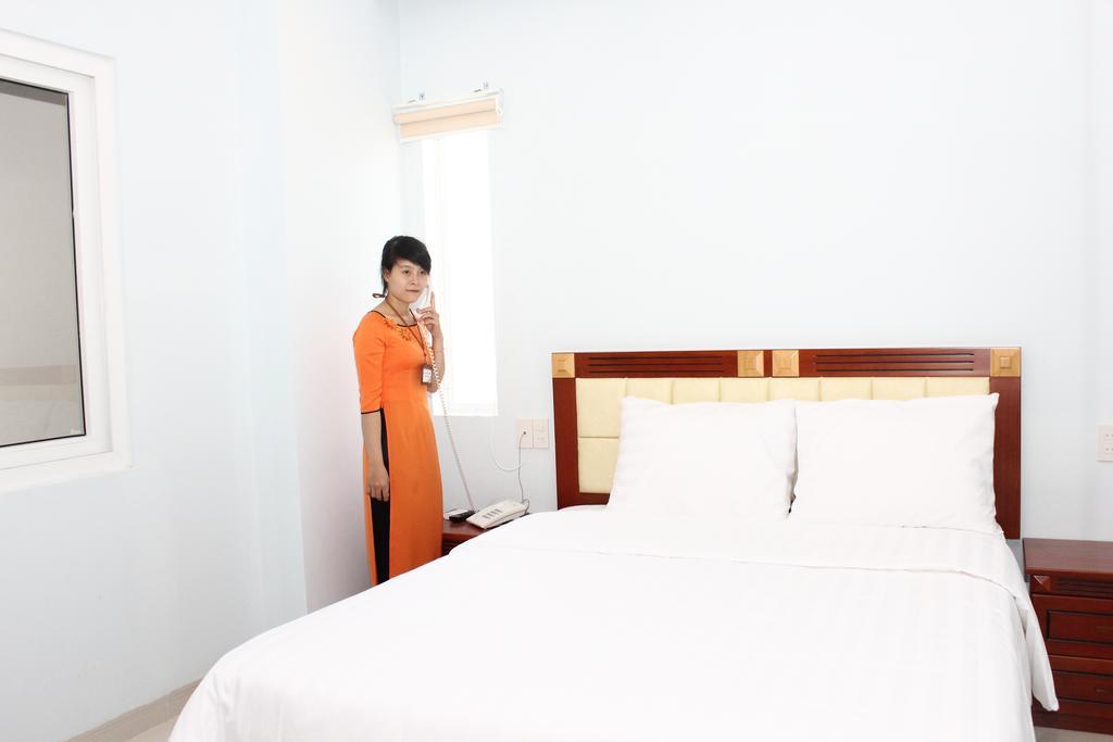 Hoang Ngoc Hotel Pleiku Rum bild