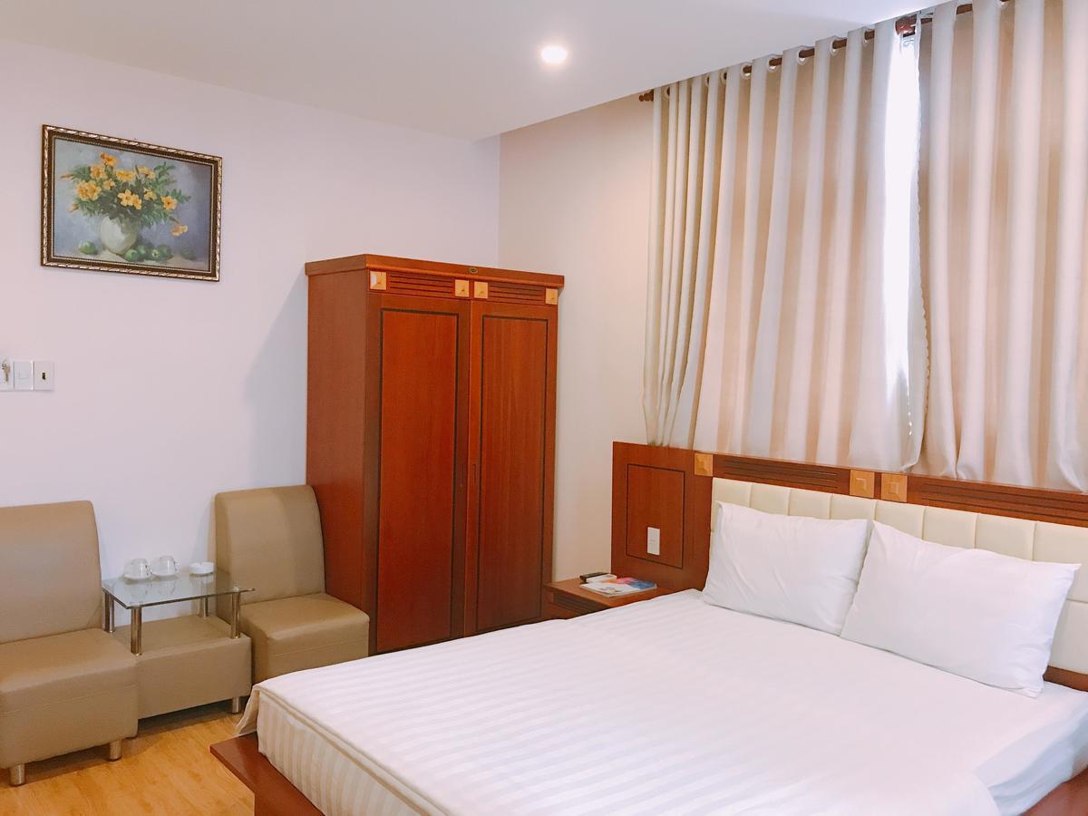 Hoang Ngoc Hotel Pleiku Exteriör bild